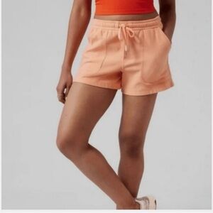 Athleta Farallon Pull On Short in Simply Orange Peach Women’s size Large